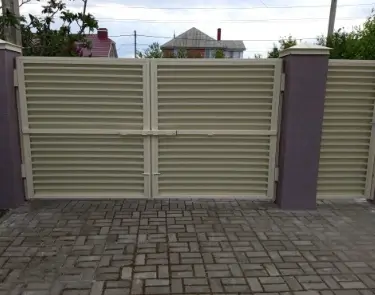 Распашные ворота с автоматикой в Кишиневе под ключ