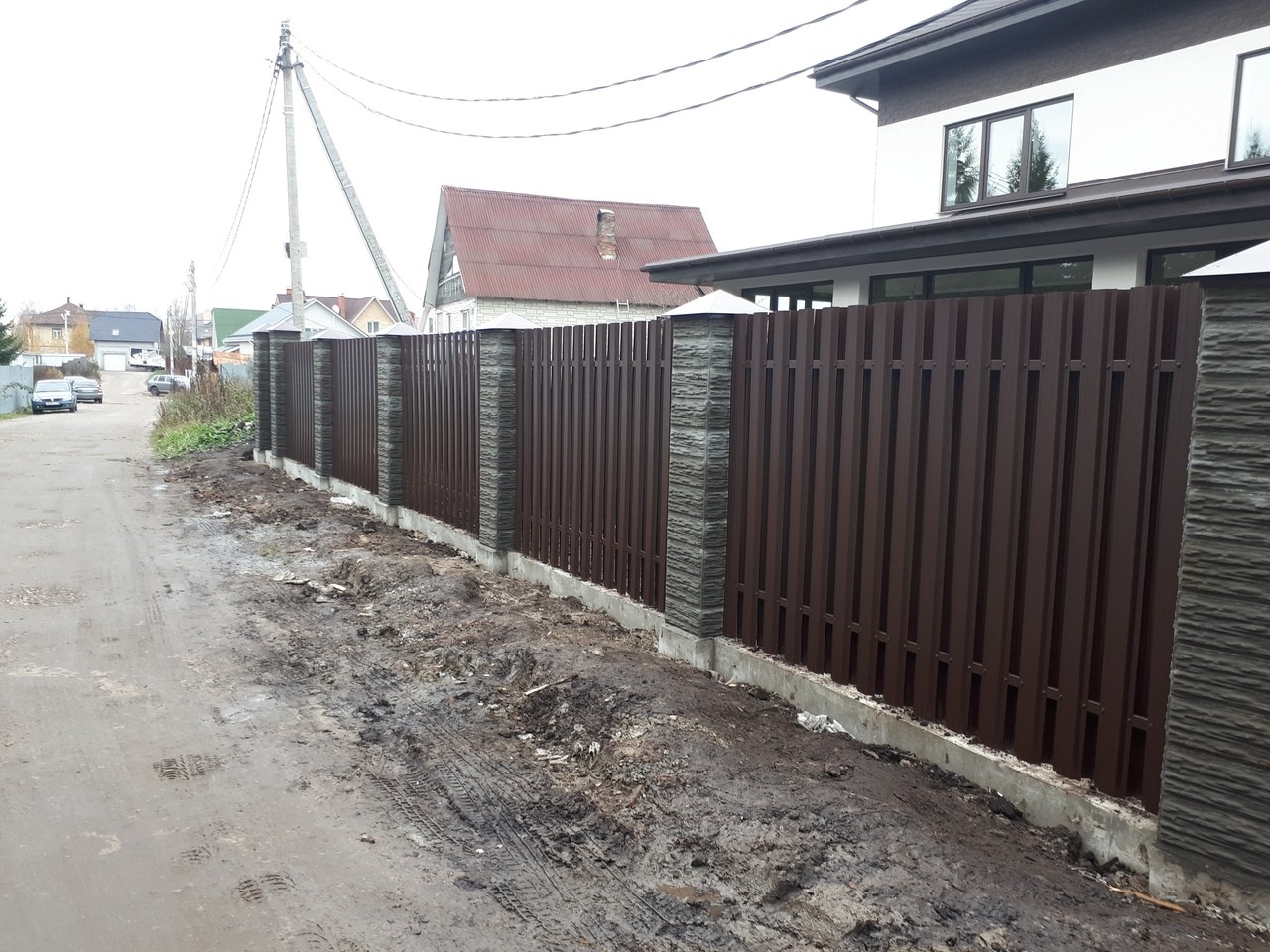 Забор шахматка 40м из штакетника столбы под камень в Кишиневе
