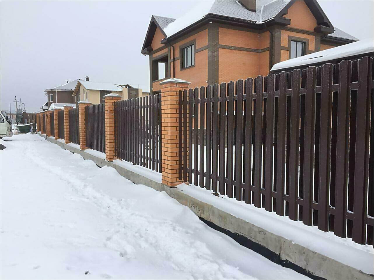 Забор из штакетника 95м фото1 в Кишиневе