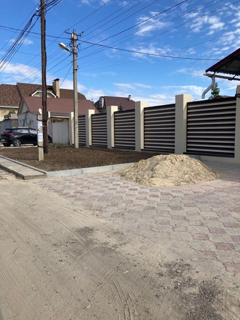 забор-жалюзи Шоколад+Слоновая Кость фото4 в Кишиневе
