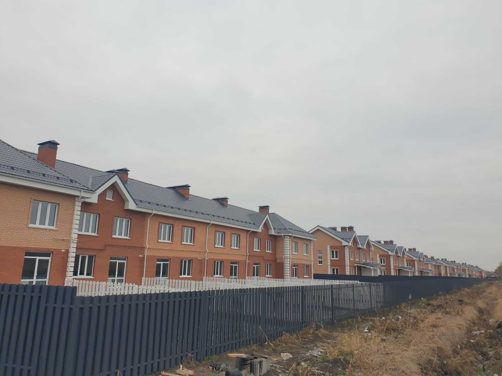 Забор из штакетника 230м Серый Графит фото5 в Кишиневе