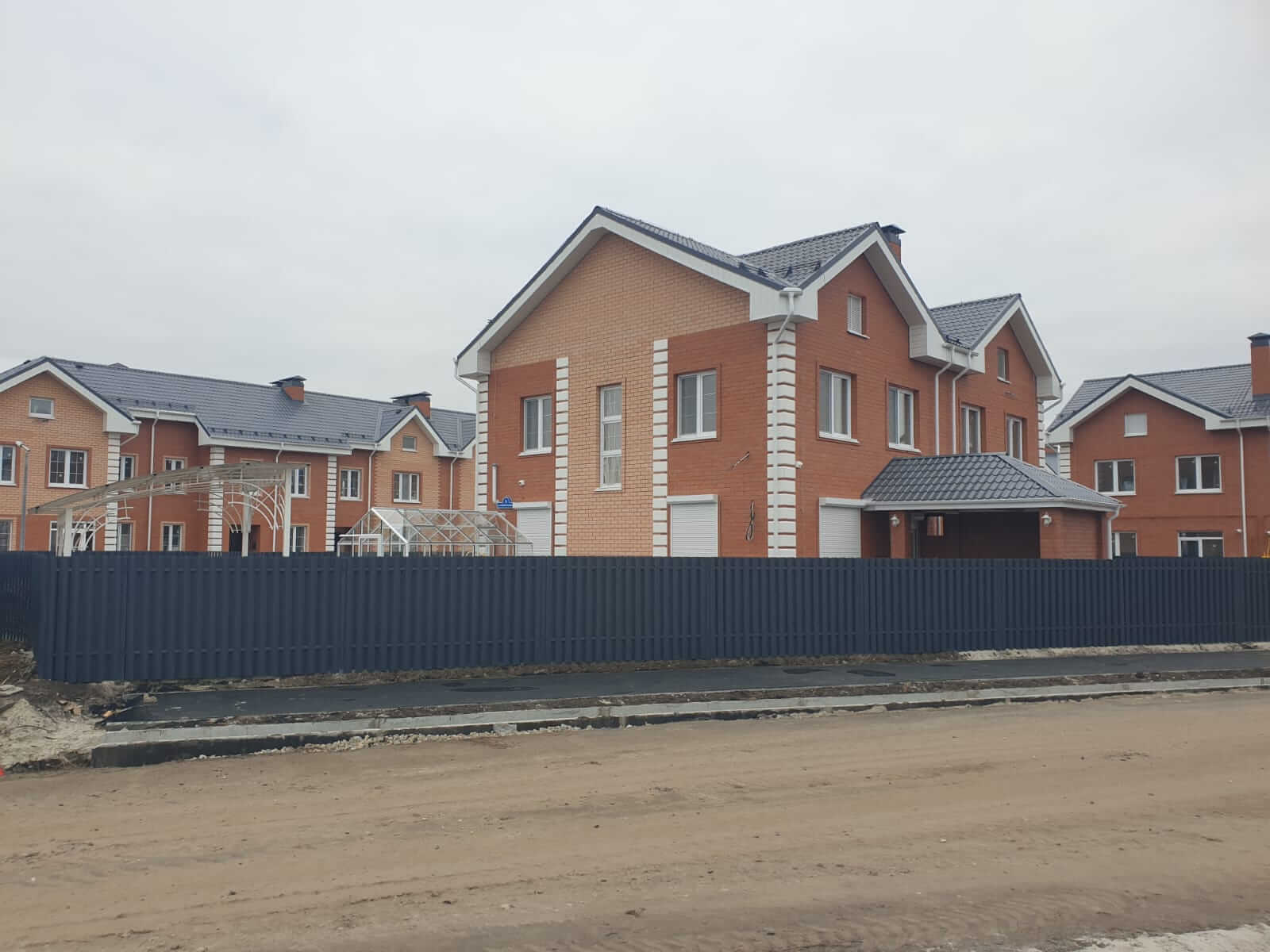Забор из штакетника 230м Серый Графит фото3 в Кишиневе