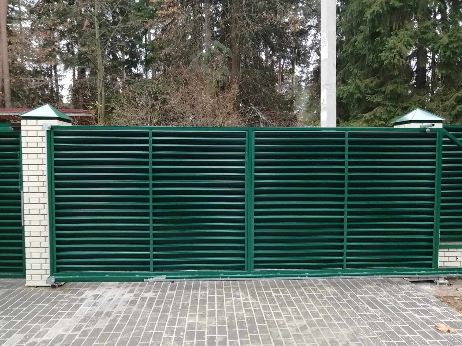 Забор-жалюзи с ламелями ЭКО-Z Зеленый Мох фото3 в Кишиневе
