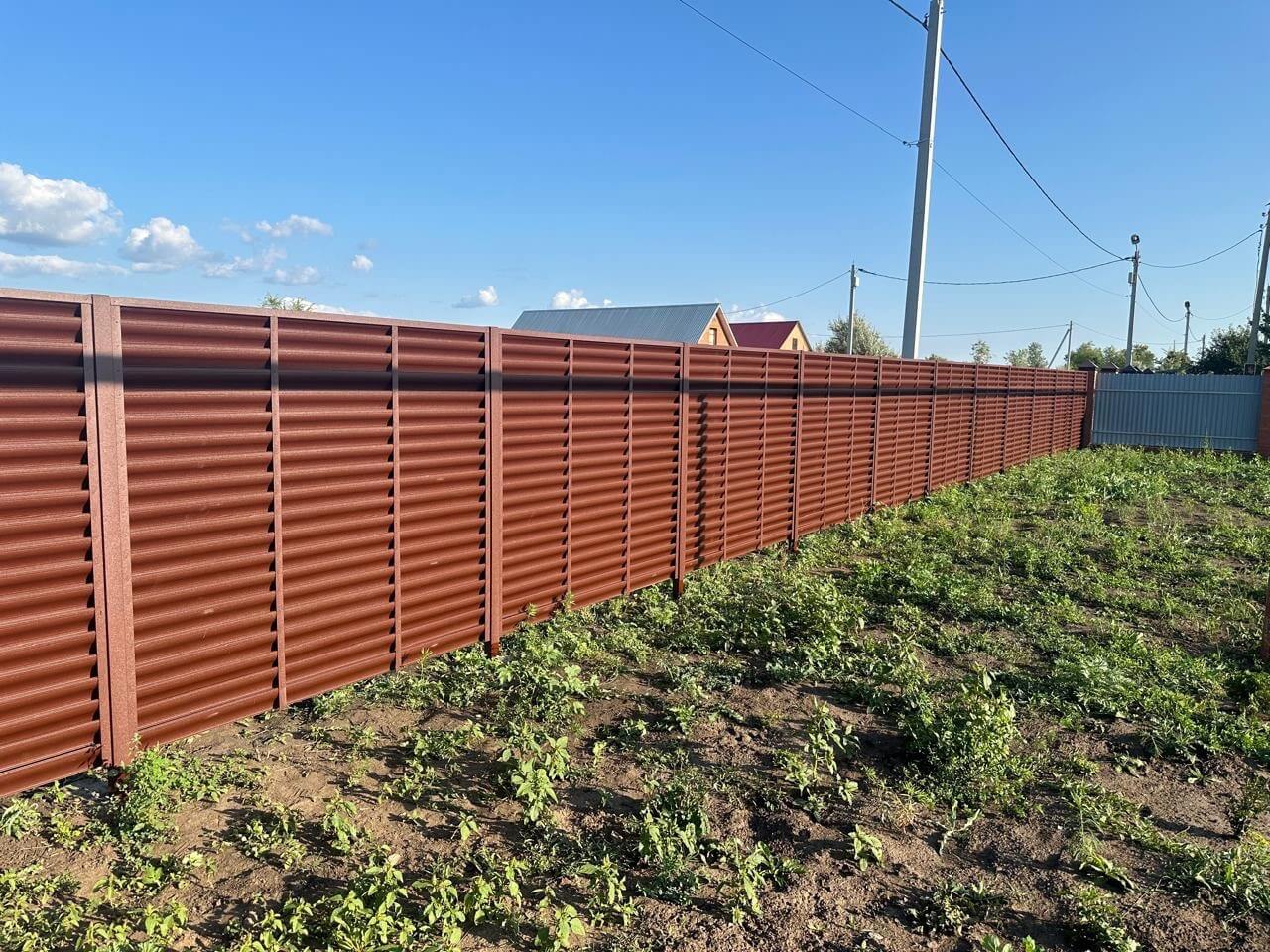 Забор из ламелей Еврожалюзи 53м RAL8017/8017 Шоколад двусторонний МАТТЕ в Кишиневе