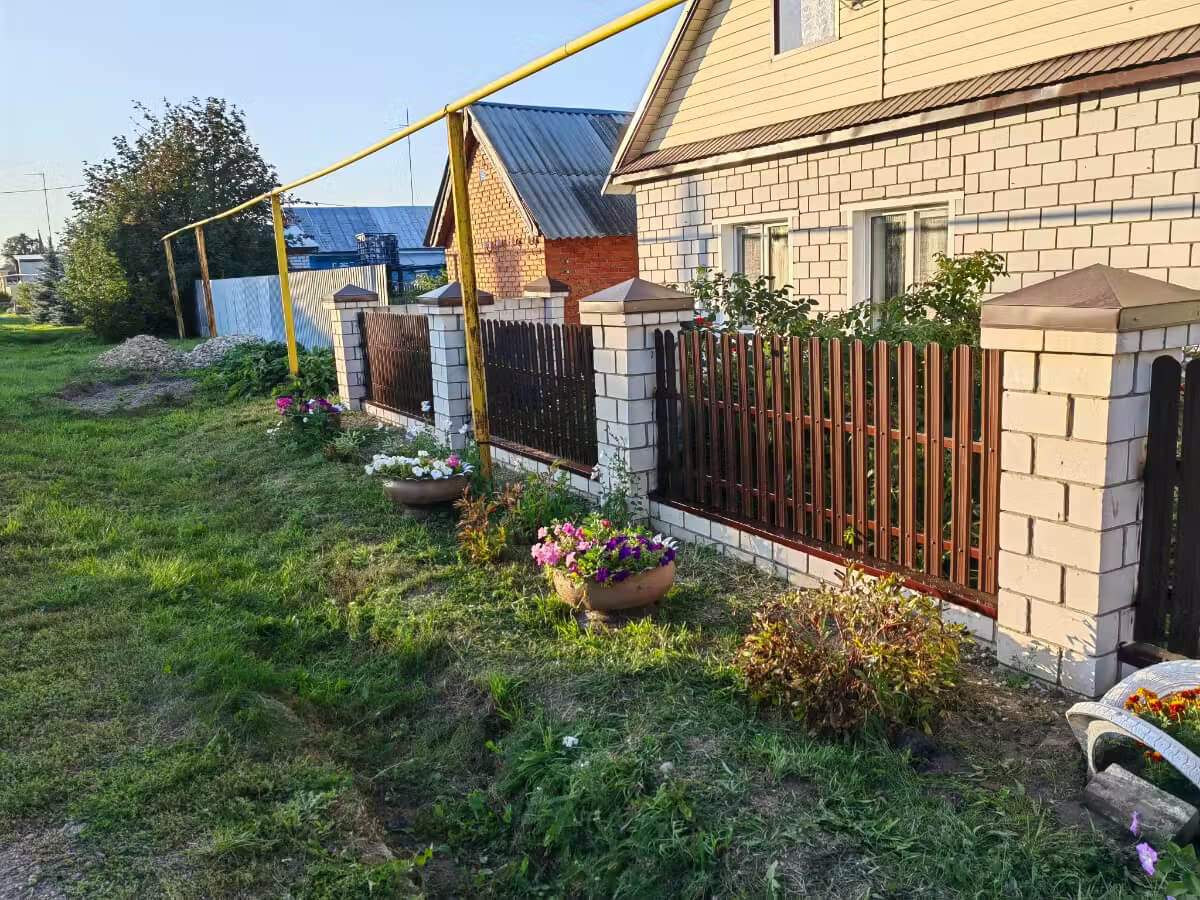 Забор из евроштакетника 10м RAL8017/8017 Шоколад двусторонний фото 2 в Кишиневе