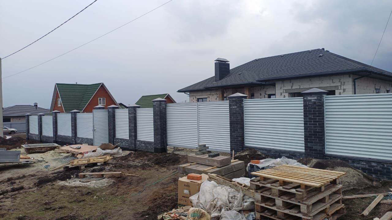 Забор-жалюзи из ламелей ЭКО-Z 94м RAL9003/9003 Белый двусторонний фото 2 в Кишиневе