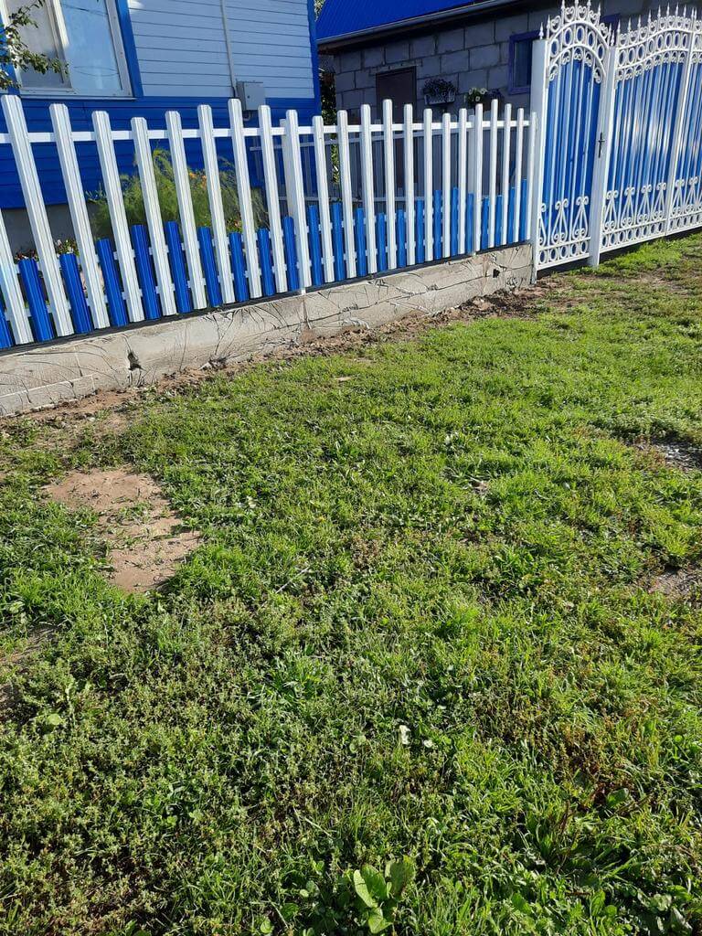Забор из евроштакетника 14м RAL9003 Белый, RAL5005 Синий Сигнал фото 3 в Кишиневе