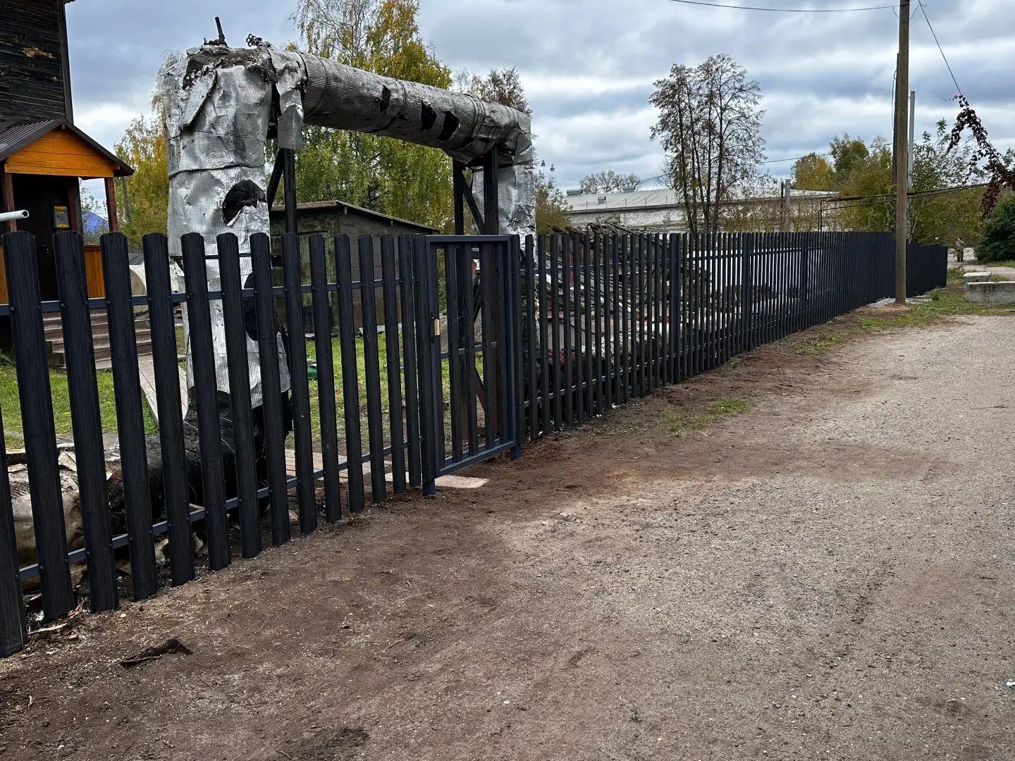 Забор из евроштакетника 63м Черное Дерево 3D Принтек фото 5 в Кишиневе