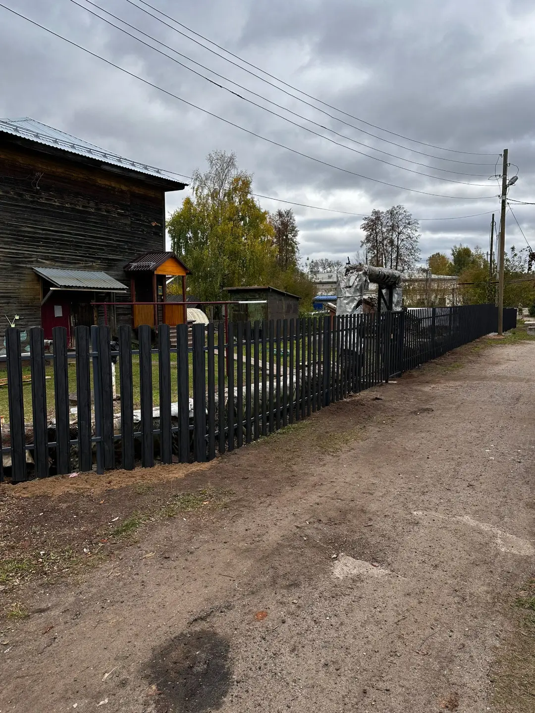 Забор из евроштакетника 63м Черное Дерево 3D Принтек фото 3 в Кишиневе