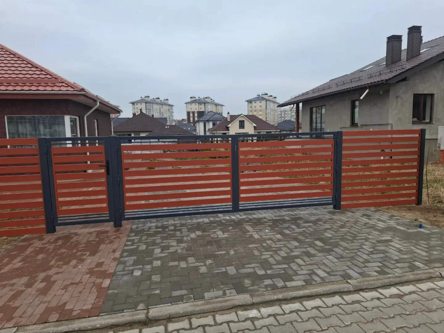 Забор-ранчо из металлопланкена 18м RAL8004 Терракотовый фото 2 в Кишиневе